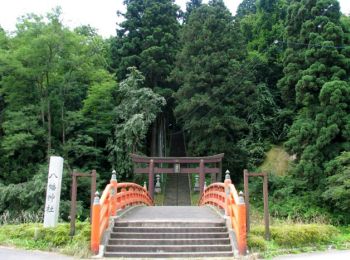 鍋倉山八幡神社